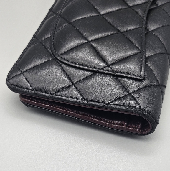 🖤CHANEL Quilted Leather Wallet/Clutch 🖤 - Picture 12 of 16